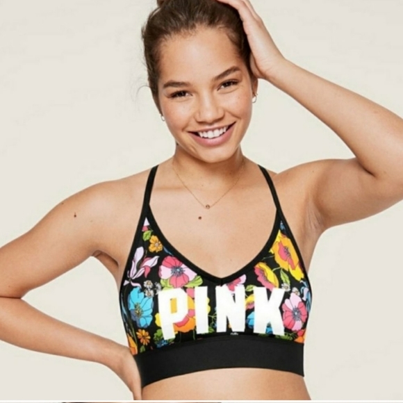 ❌SOLD OUT❌ PINK Ultimate Lightly Lined Sports Bra - Picture 2 of 13